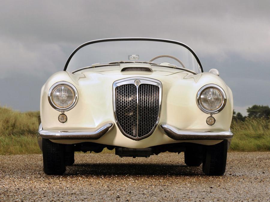  Lancia Aurelia GT Convertible 1954 года  (фото 17 из 42)